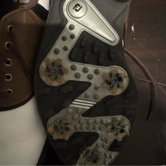 FootJoy Men's White and Brown Golf Shoes - Picture 4 of 5
